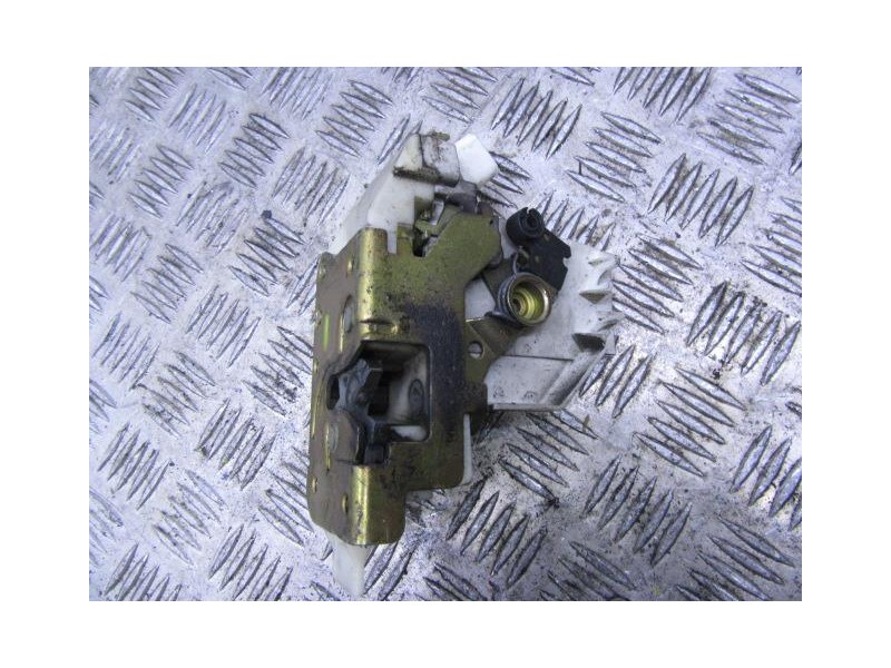 Recambio de cerradura pta. tras. dch. : ford mondeo : 2.0 tdci (130,52cv) [2002] para ford mondeo 2.0 tdci referencia OEM IAM   