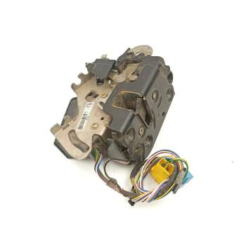 CERRADURA PUERTA DELANTERA DERECHA A4147200535 456204001002 