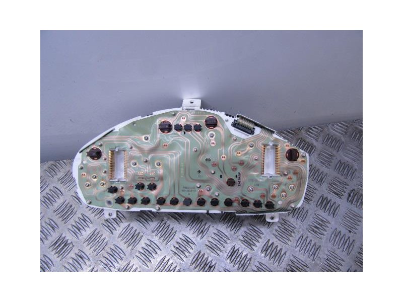 Recambio de cuadro instrumentos : mitsubishi carisma : 1.8 g [2000] para mitsubishi carisma 1.8 g referencia OEM IAM 43-1614-A  