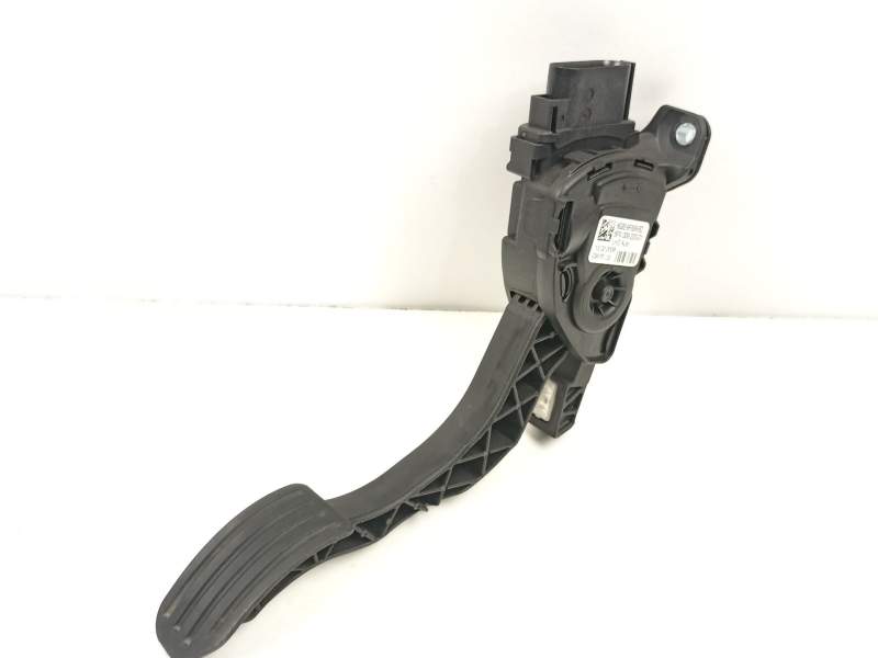 Recambio de potenciometro aceleracion para volvo xc70 ii (136) d5 awd referencia OEM IAM 6G929F836BD 6PV00922001 