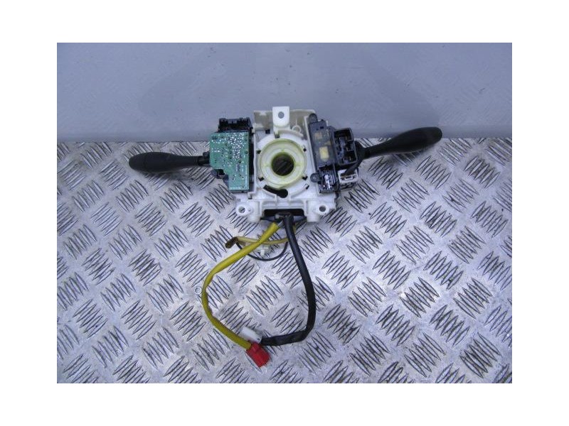 Recambio de mando luces y limpias : mitsubishi carisma : 1.8 g [2000] para mitsubishi carisma 1.8 g referencia OEM IAM MR318844 