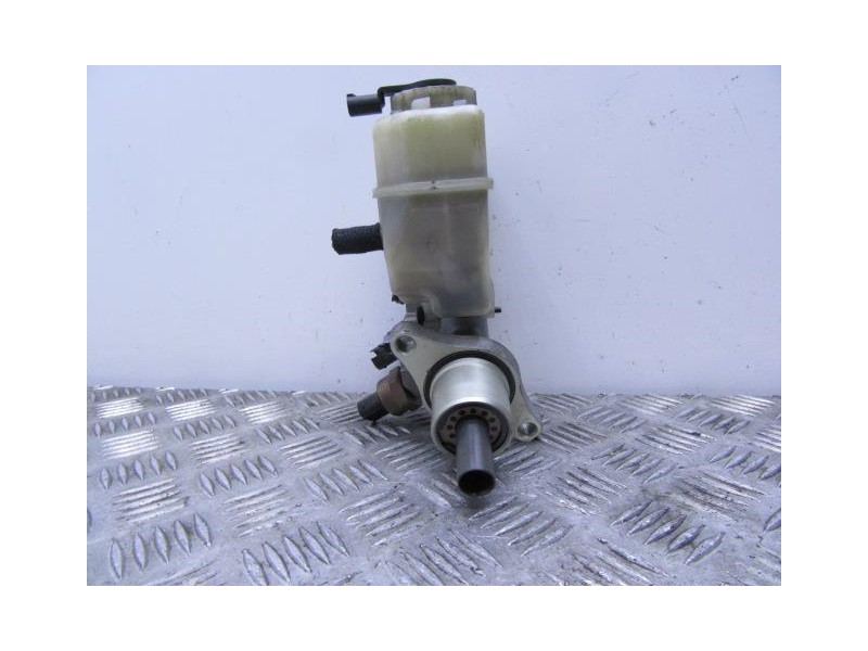 Recambio de bomba de freno : bmw 320 : 2.0 td (149,56cv) [2003] para bmw  320 2.0 td referencia OEM IAM   