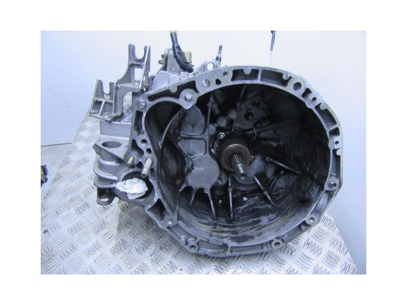 Recambio de cambio 6v (td /tdi) : renault scenic : 1.9 dci [2004] para renault scenic 1.9 dci referencia OEM IAM NDO002  