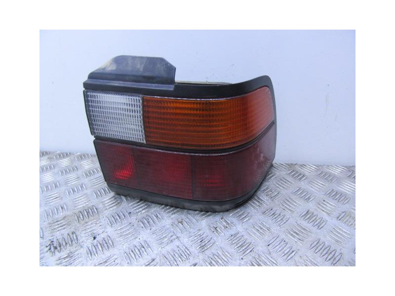 Recambio de piloto trasero dch. : rover 414 : 1.4 g (95,17cv) [1970] para rover  414 1.4 g referencia OEM IAM   