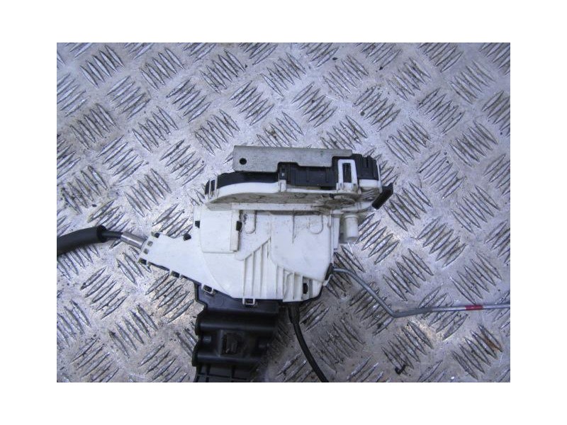 Recambio de cerradura pta. del. dch. : fiat freemont : 2.0 jtd (104,69cv) [2016] para fiat freemont 2.0 jtd referencia OEM IAM P