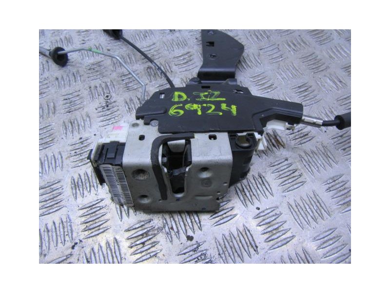 Recambio de cerradura pta. del. izq. : fiat freemont : 2.0 jtd (104,69cv) [2016] para fiat freemont 2.0 jtd referencia OEM IAM P