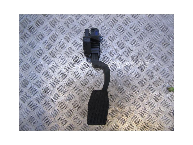 Recambio de potenciómetro aceleración : fiat punto : 1.3 jtd (74,78cv) [2008] para fiat punto 1.3 jtd referencia OEM IAM 5570202