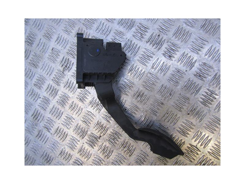 Recambio de potenciómetro aceleración : fiat punto : 1.3 jtd (74,78cv) [2008] para fiat punto 1.3 jtd referencia OEM IAM 5570202