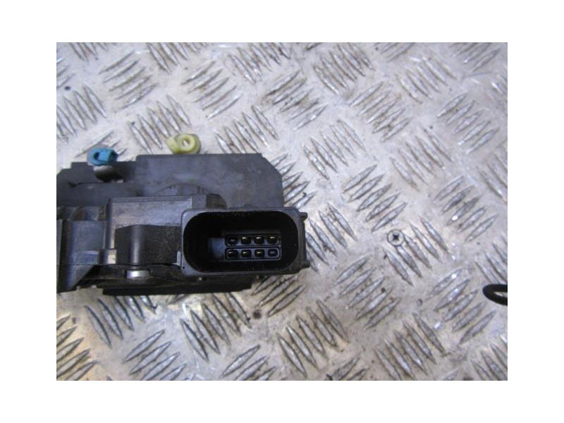 Recambio de cerradura pta. del. dch. : fiat punto : 1.3 jtd (74,78cv) [2008] para fiat punto 1.3 jtd referencia OEM IAM 51797558