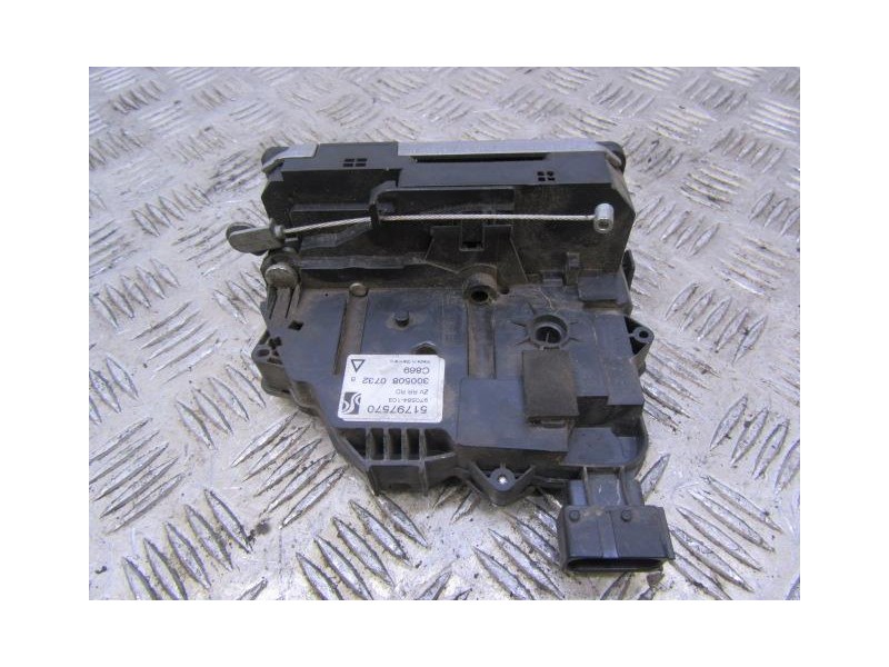 Recambio de cerradura pta. tras. dch. : fiat punto : 1.3 jtd (74,78cv) [2008] para fiat punto 1.3 jtd referencia OEM IAM 5179757