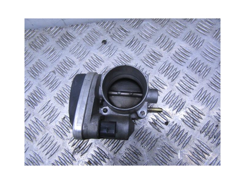 Recambio de caja mariposa : renault megane : 2.0 g (135,28cv) [2006] para renault megane 2.0 g referencia OEM IAM 8200190230  