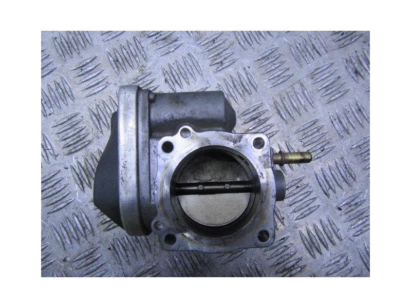 Recambio de caja mariposa : renault megane : 2.0 g (135,28cv) [2006] para renault megane 2.0 g referencia OEM IAM 8200190230  