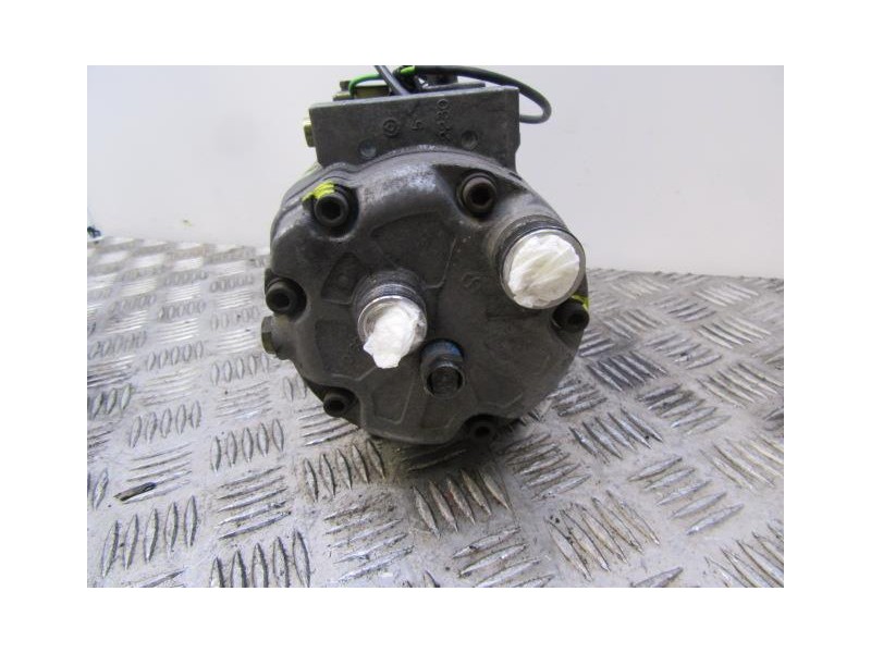 Recambio de aire acondicionado : audi a4 : 1.9 d (110,13cv) [1998] para audi a4 1.9 d referencia OEM IAM 8DO260805  