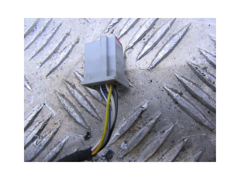 Recambio de retrovisor izq : ford fiesta : 1.4 tdci (67,98cv) [2005] para ford fiesta 1.4 tdci referencia OEM IAM ELECTRICO  