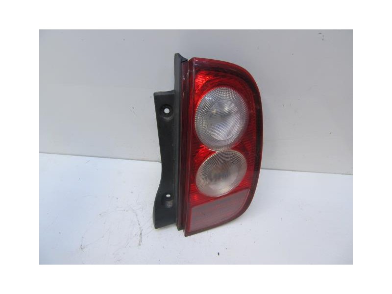 Recambio de piloto trasero dch. : nissan micra : 1.2 g (80,22cv) [2003] para nissan micra 1.2 g referencia OEM IAM   