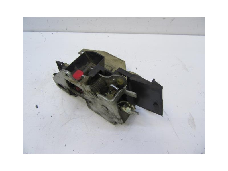 Recambio de cerradura pta. tras. dch. : bmw 320 : 1.7 tds (89,73cv) [1997] para bmw  320 1.7 tds referencia OEM IAM   