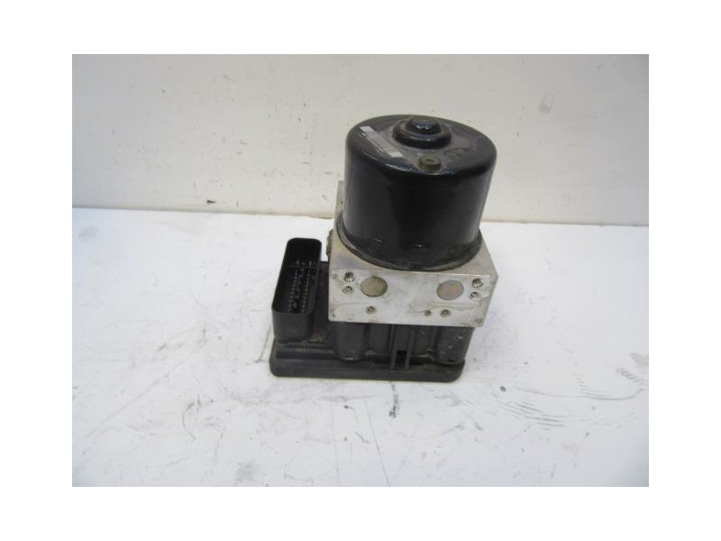 Recambio de abs : opel astra : 1.9 cdti (119,64cv) [2005] para opel astra 1.9 cdti referencia OEM IAM 13157577GX  