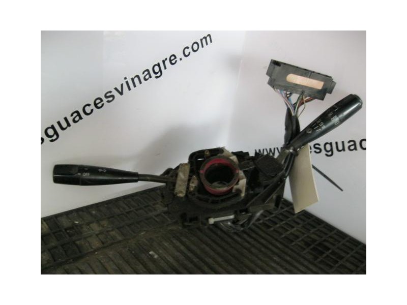 Recambio de mando luces y limpias : toyota corolla : 1.3 [1994] para toyota corolla 1.3 referencia OEM IAM   