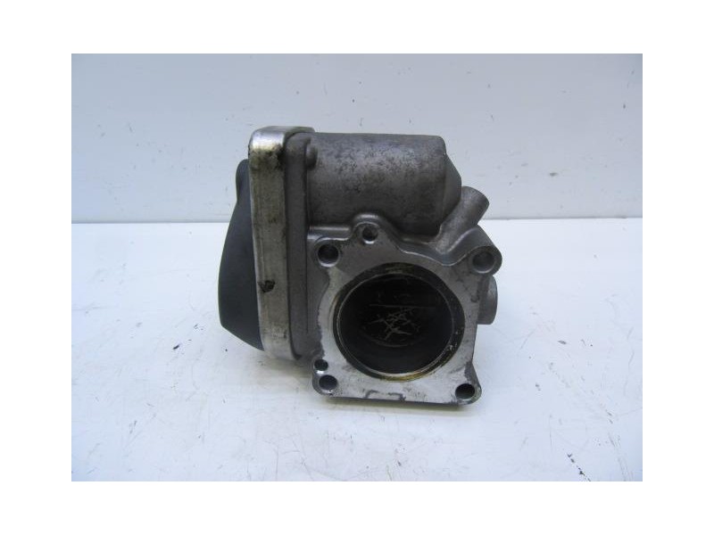 Recambio de caja mariposa : seat ibiza : 1.4 g (74,78cv) [2004] para seat ibiza 1.4 g referencia OEM IAM 036133062N  