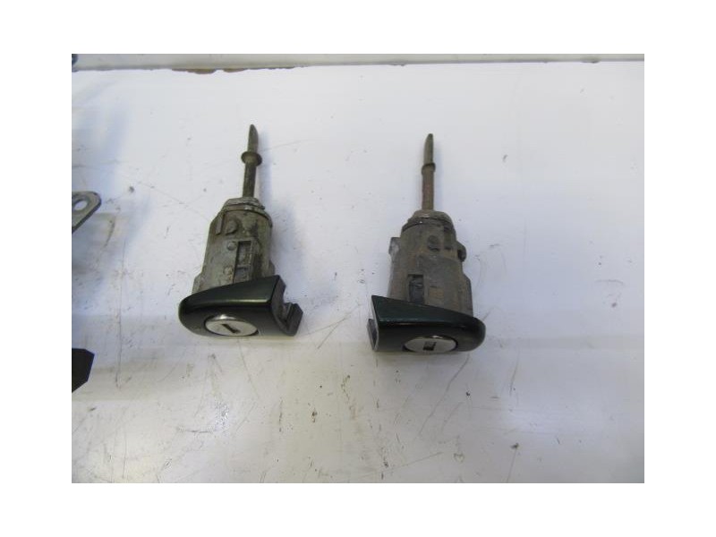 Recambio de antirrobo clausor arranque : volkswagen passat : 1.6 g (101cv) [1997] para volkswagen passat 1.6 g referencia OEM IA