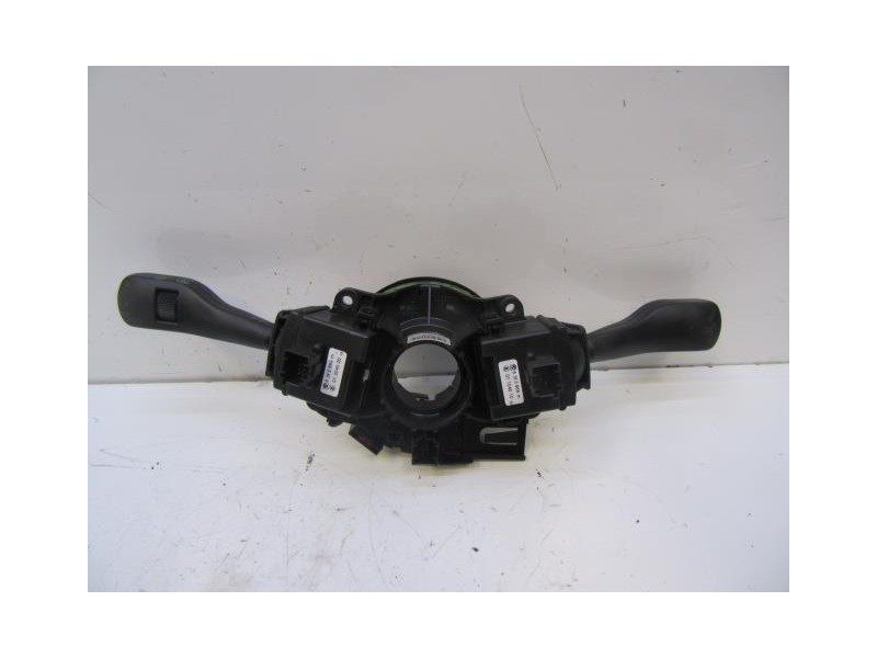 Recambio de mando luces y limpias : bmw x3 : 2.0 td (149,56cv) 6v [2007] para bmw x3 2.0 td 6v referencia OEM IAM   