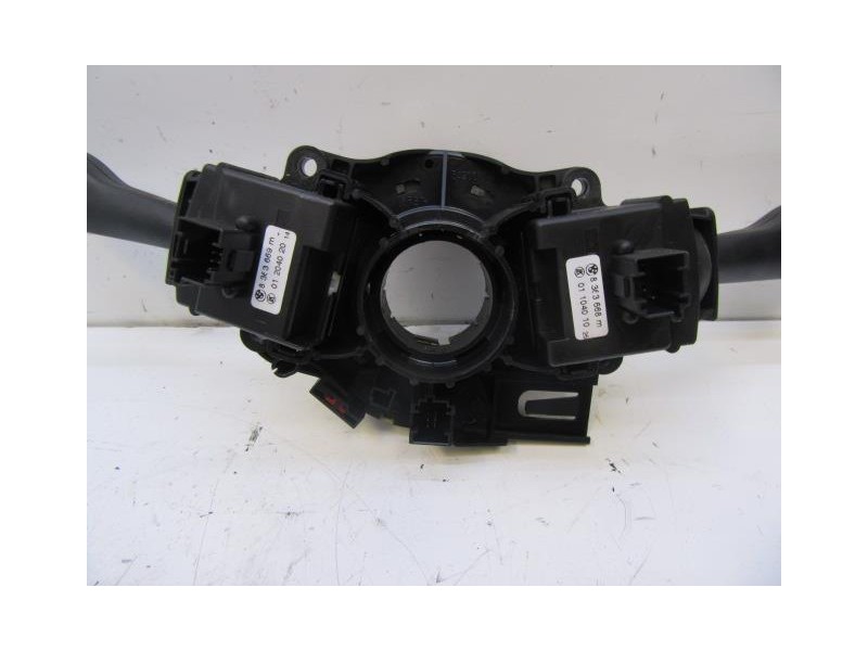 Recambio de mando luces y limpias : bmw x3 : 2.0 td (149,56cv) 6v [2007] para bmw x3 2.0 td 6v referencia OEM IAM   