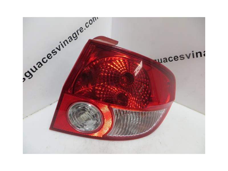 Recambio de piloto trasero derecho para hyundai getz 1.4g-4ea referencia OEM IAM 924201C010  