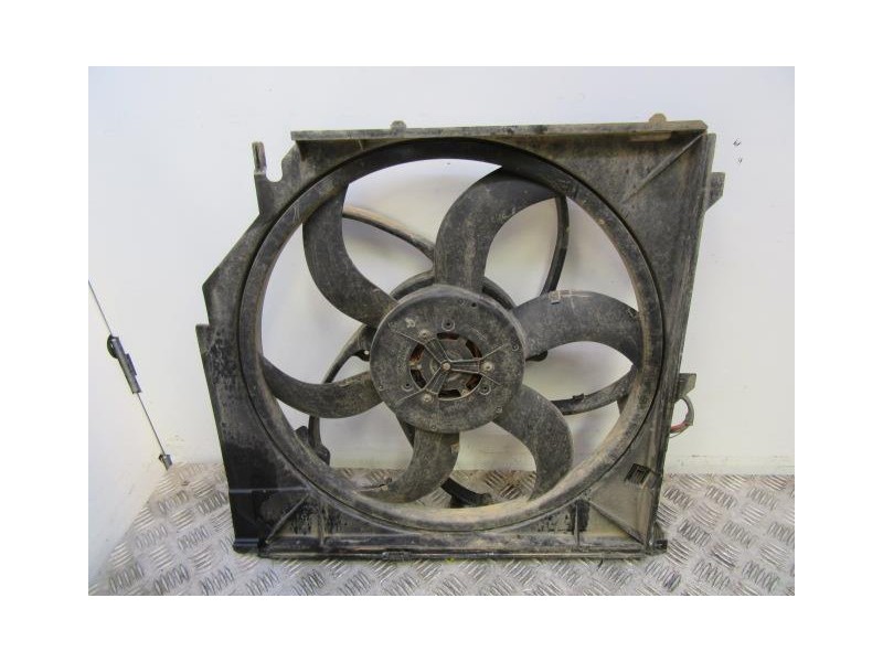Recambio de electroventilador : bmw x3 : 2.0 td (149,56cv) 6v [2007] para bmw x3 2.0 td 6v referencia OEM IAM   