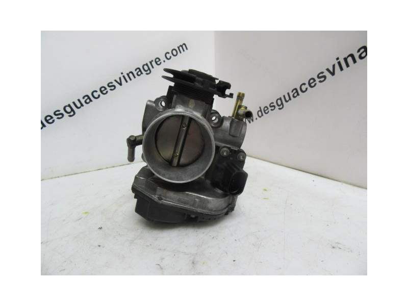 Recambio de caja mariposa para volkswagen new beetle (9c1, 1c1) 2.0 referencia OEM IAM 06A133066E  