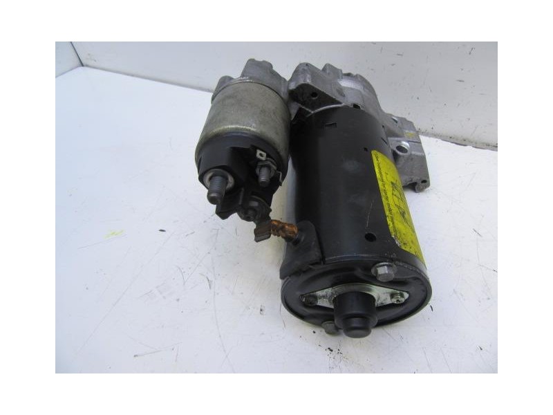 Recambio de motor arranque : bmw 118 : 2.0 td (142,76cv) 6v [2011] para bmw  118 2.0 td 6v referencia OEM IAM 0001148010BOSCH  