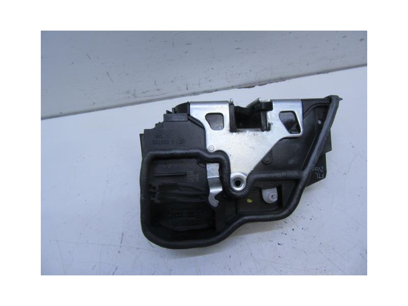 Recambio de cerradura pta. del. izq. : bmw 118 : 2.0 td (142,76cv) 6v [2011] para bmw  118 2.0 td 6v referencia OEM IAM 7229461 