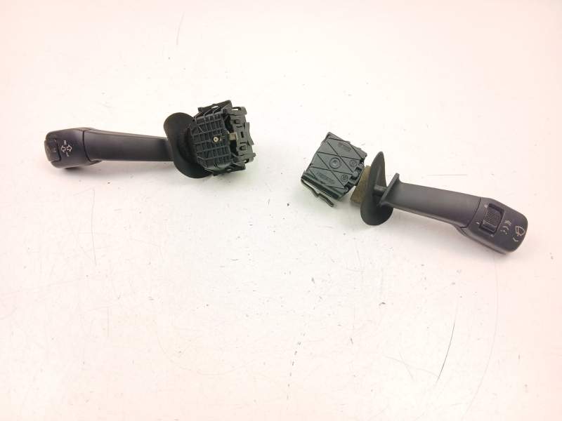 Recambio de mando luces y limpias para bmw 5 (e39) 525 tds referencia OEM IAM 61318352172  61318360879