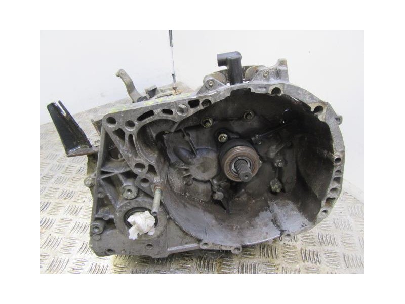 Recambio de cambio 5v (td/tdi) : nissan micra : 1.5 dci (65,26cv) [2003] para nissan micra 1.5 dci referencia OEM IAM JH3140  