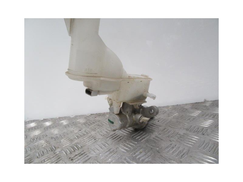 Recambio de bomba de freno : nissan qashqai : 1.5 dci (106,05cv) [2009] para nissan qashqai 1.5 dci referencia OEM IAM 50262A640