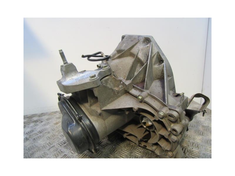 Recambio de cambio 5v (gasolina) : ford fiesta : 1.3 g (69,34cv) [2003] para ford fiesta 1.3 g referencia OEM IAM 2S6R  