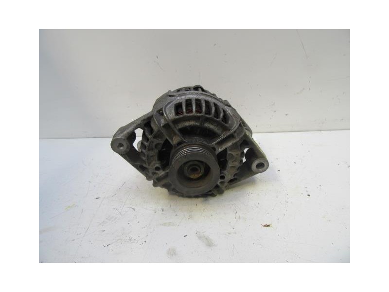 Recambio de alternador : opel astra : 1.6 g (100,61cv) [2001] para opel astra 1.6 g referencia OEM IAM 0124415002BOSCH100A  