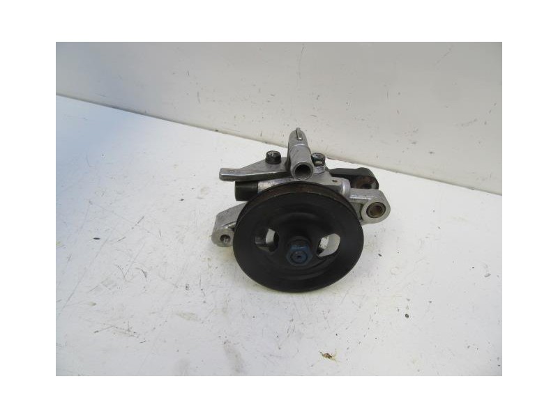 Recambio de bomba dirección : hyundai coupe : 2.0 g (138,68cv) 3p [2000] para hyundai coupe 2.0 g referencia OEM IAM   