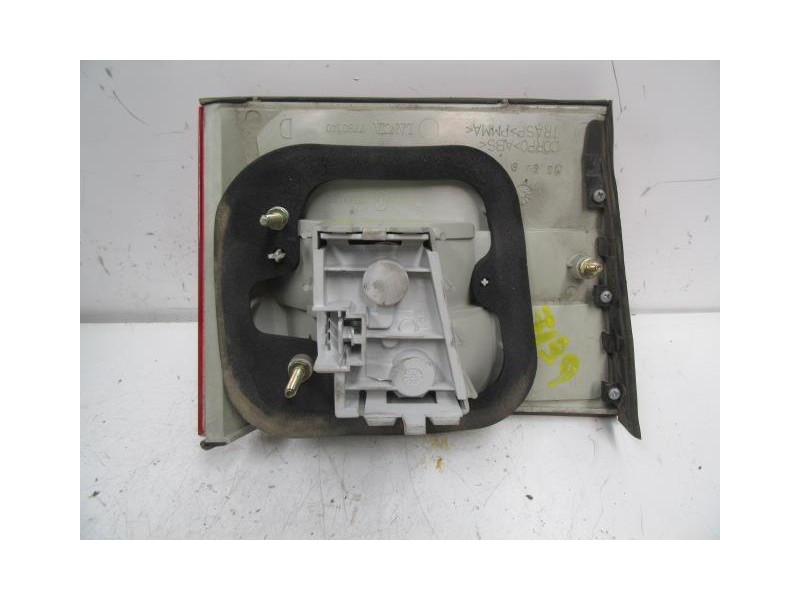 Recambio de piloto porton dch. : lancia k : 2.0 g [1999] para lancia k 2.0 g referencia OEM IAM   