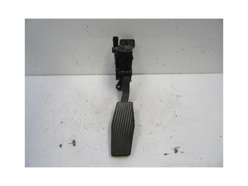 Recambio de potenciómetro aceleración : saab 9-3 : 1.9 td (149,56cv) [2006] para saab  9-3 1.9 td referencia OEM IAM 9186724  