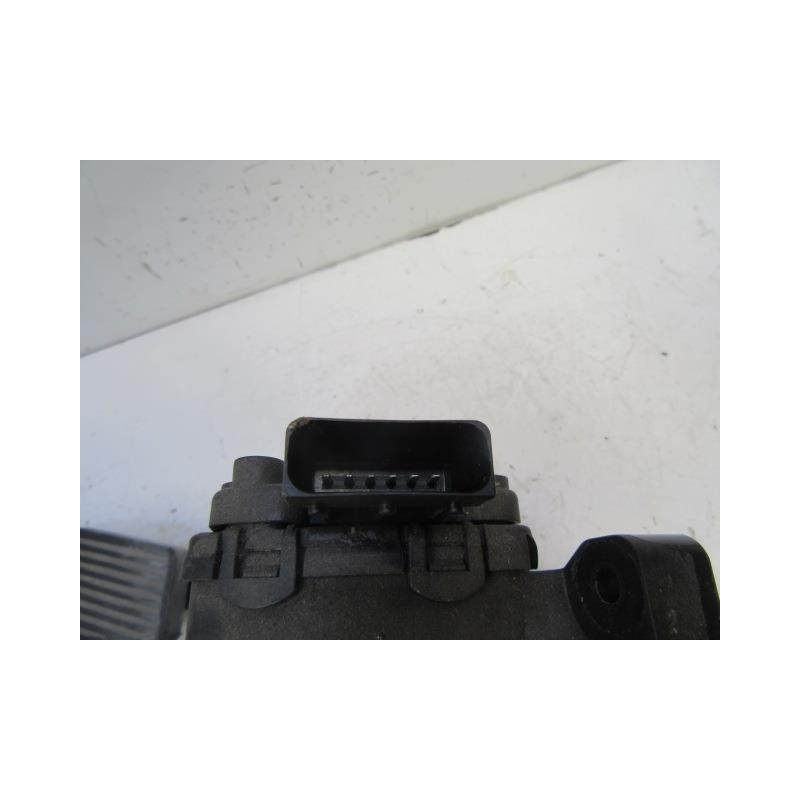 Recambio de potenciómetro aceleración : saab 9-3 : 1.9 td (149,56cv) [2006] para saab  9-3 1.9 td referencia OEM IAM 9186724  