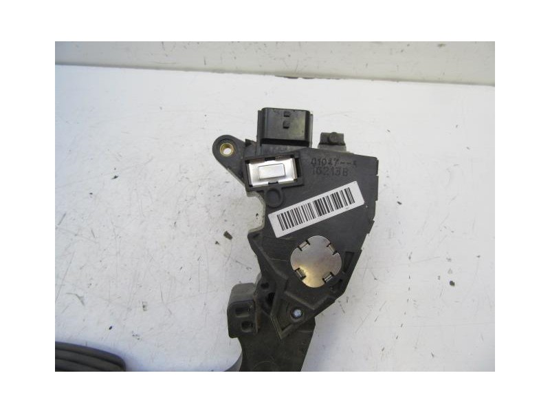 Recambio de potenciómetro aceleración : dacia dokker : 1.5 dci (89,73cv) [2013] para dacia dokker 1.5 dci referencia OEM IAM 180