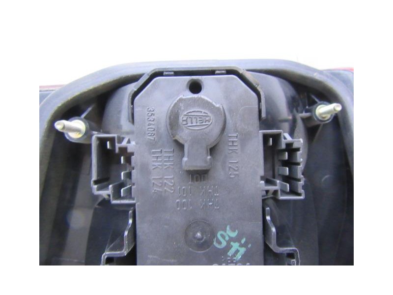 Recambio de piloto porton izq. : volvo 940 : 0.1 d [1996] para volvo 940 0.1 d referencia OEM IAM   