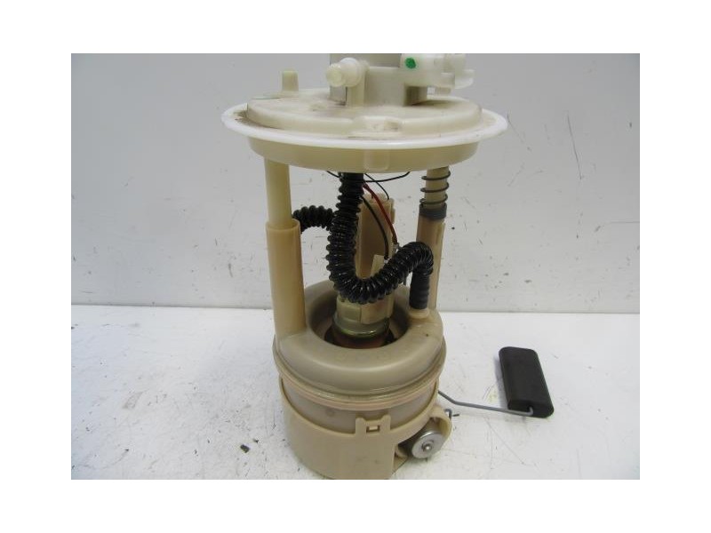 Recambio de bomba gasolina / aforadores : lancia y10 : 1.2 g (59,82cv) [2002] para lancia y10 1.2 g referencia OEM IAM 097661199