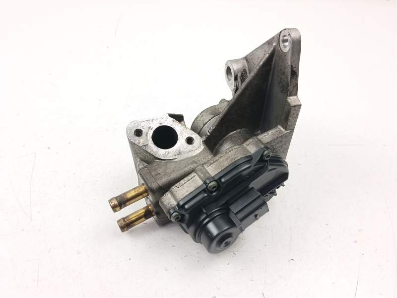 Recambio de valvula egr para volkswagen passat b6 (3c2) 2.0 fsi referencia OEM IAM 06F131503B A2C53082890 