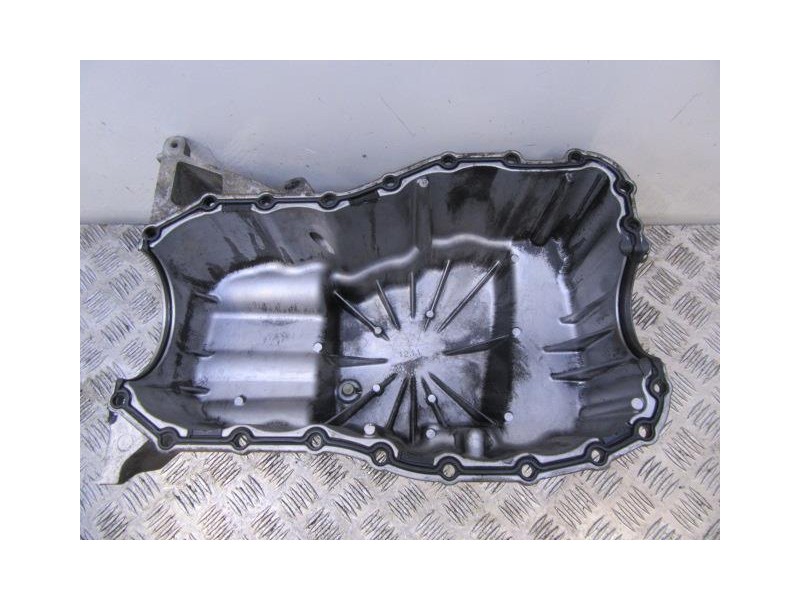 Recambio de carter aceite : nissan micra : 1.5 dci (65,26cv) [2003] para nissan micra 1.5 dci referencia OEM IAM 8200188389  