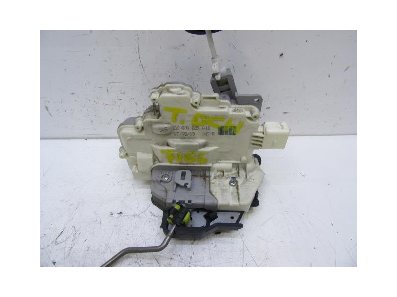 Recambio de cerradura pta. tras. dch. : audi a3 : 1.9 tdi (104,69cv) [2009] para audi a3 1.9 tdi referencia OEM IAM CZ4F0839016 