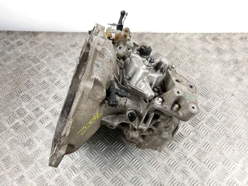 Recambio de caja cambios 5v gasolina para opel astra h berlina 1.6 16v referencia OEM IAM 55355489 649354685 