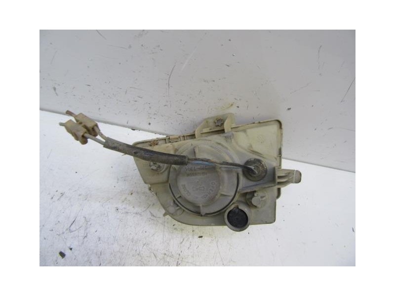 Recambio de antiniebla dch. : daewoo kalos : 1.4 g (82,94cv) [2004] para daewoo kalos 1.4 g referencia OEM IAM   