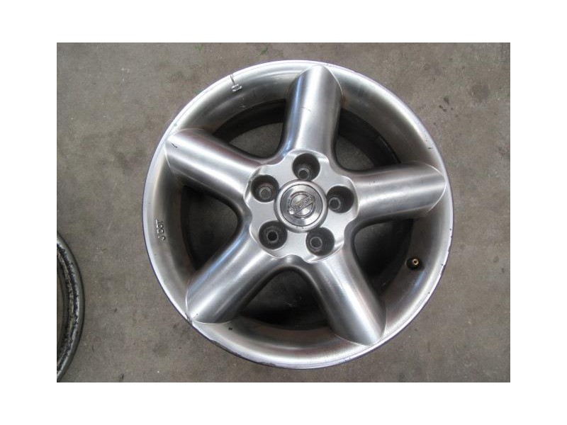 Recambio de llantas aluminio : nissan x-trail : 2.2 td (114,21cv) [2003] para nissan x-trail 2.2 td referencia OEM IAM 16X61/2JJ