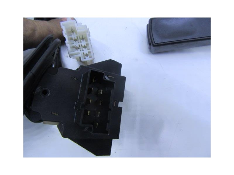 Recambio de mando luces y limpias : volvo 850 : 2.5 td (140,04cv) [1996] para volvo 850 2.5 td referencia OEM IAM   